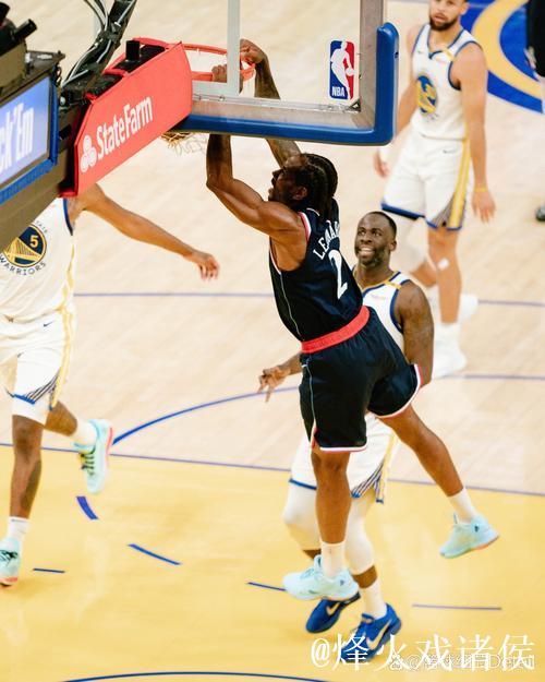 KD35分太阳险胜76人5连胜 快船逆转马刺止连败