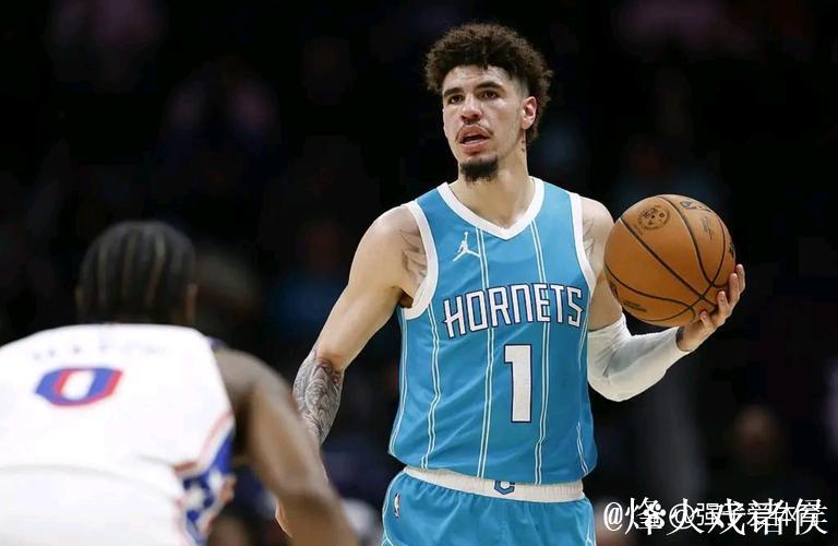 马克西狂砍40分76人击败黄蜂 公牛惊险取胜猛龙吞6连败 马克西狂砍40分76人击败黄蜂 公牛惊险取胜猛龙吞6连败