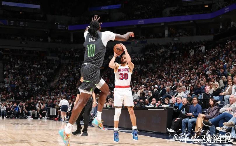 库里31+8力克华子28分 勇士险胜森林狼重返西部第十
